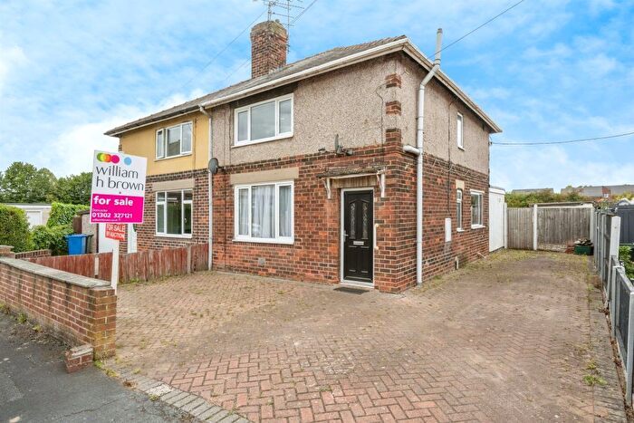 3 Bedroom Semi-Detached House For Sale In Rushy Moor Avenue, Askern, Doncaster, DN6