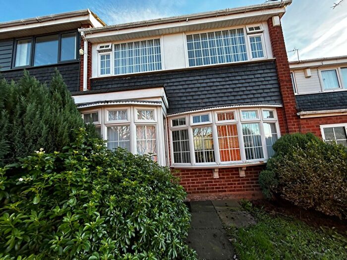 3 Bedroom Terraced House To Rent In Farran Way, Birmingham, B43