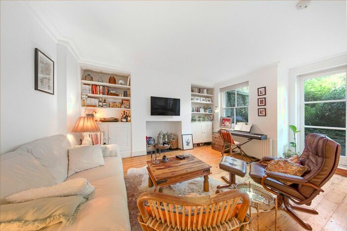 2 Bedroom Flat To Rent In Grange Road, London, W5