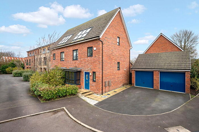 4 Bedroom Semi Detached House For Sale In Mallow Drive, Salford, M7