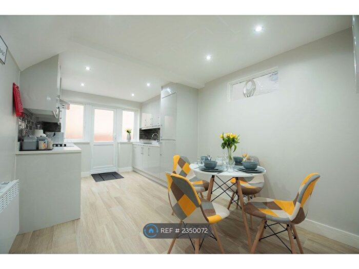 1 Bedroom Flat To Rent In Carnarvon Road, Reading, RG1