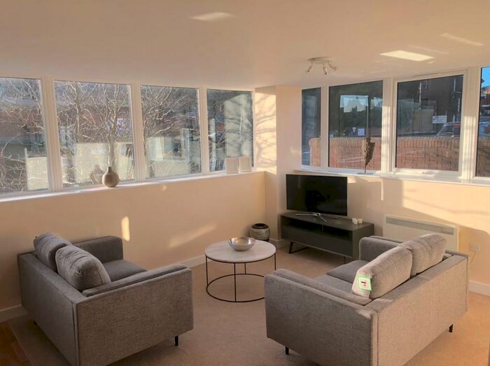 1 Bedroom Apartment To Rent In Castle Court, The Minories, Dudley, DY2