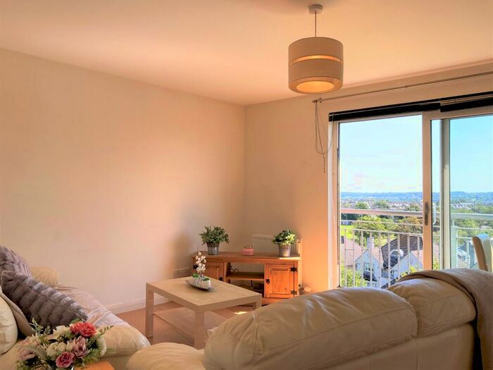 2 Bedroom Flat To Rent In Rubislaw Square, West End, Aberdeen, AB15