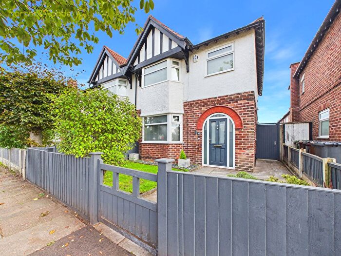 3 Bedroom Semi Detached House For Sale In Brooke Road East, Crosby, L22