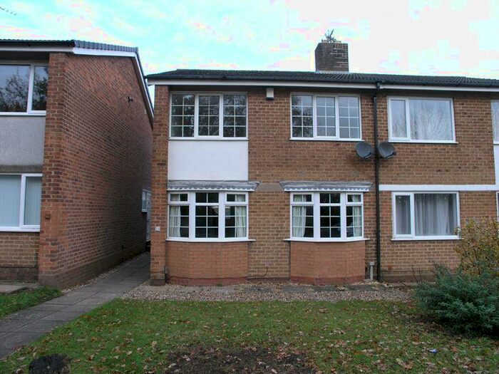 3 Bedroom Semi-Detached House To Rent In Brett Drive, Birmingham, B32