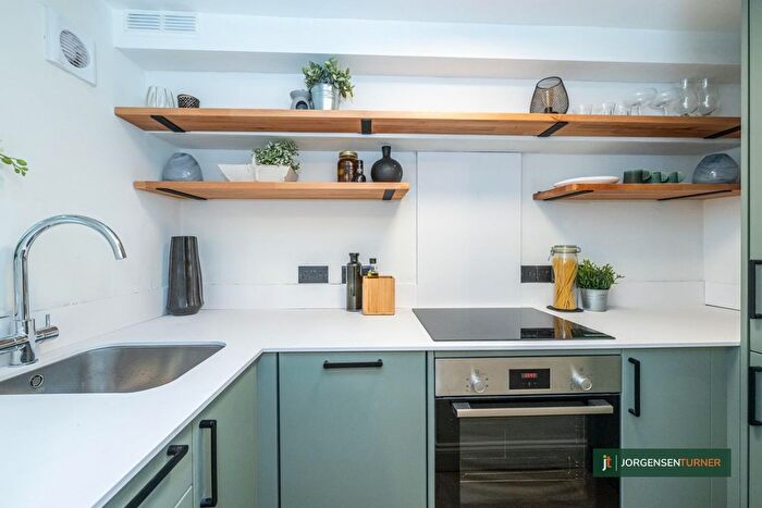 2 Bedroom Flat To Rent In Canterbury Road, North Maida Vale, NW6