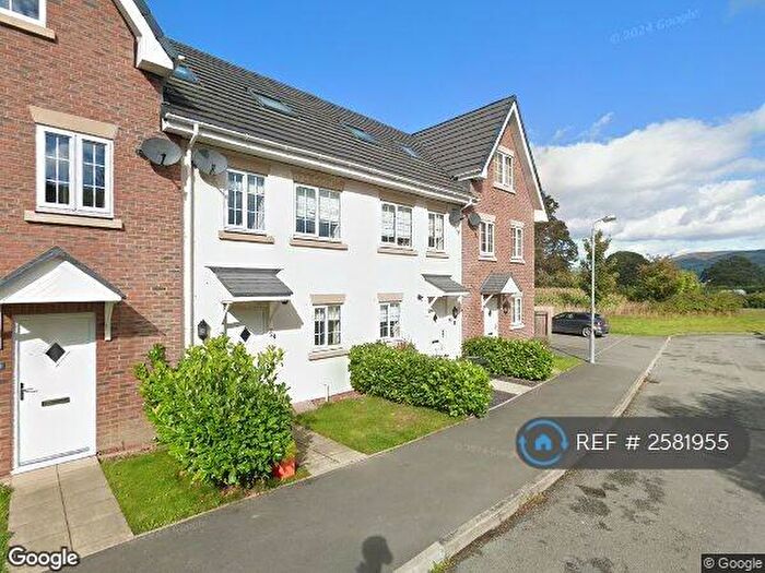 3 Bedroom Terraced House To Rent In Rhyd Y Byll, Ruthin, LL15