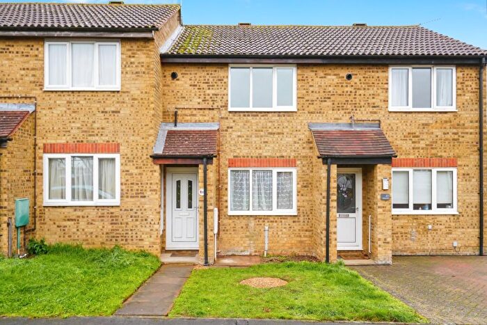 2 Bedroom Terraced House For Sale In Manston Close, Bicester, Oxfordshire, OX26