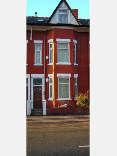 1 Bedroom Property To Rent In Platt Lane, Fallowfield, Manchester, M14