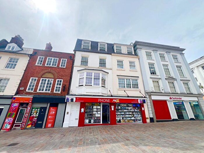 2 Bedroom Apartment To Rent In Market Square, Northampton, NN1