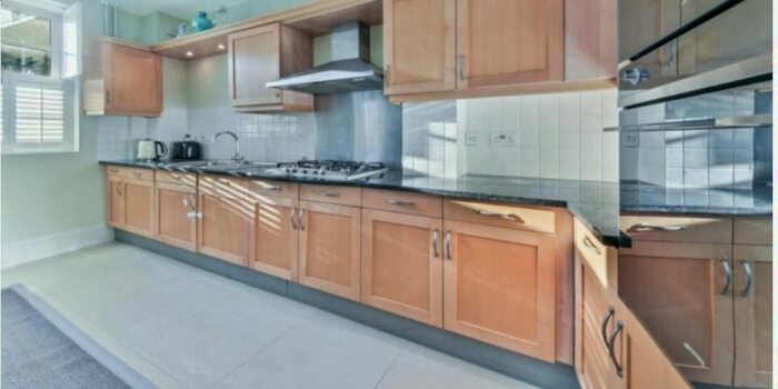 3 Bedroom Flat To Rent In Providence Square, George Row, Shad Thames, London, SE1