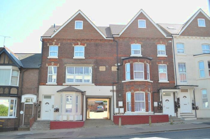 1 Bedroom Flat To Rent In Cardiff Road, Luton, LU1