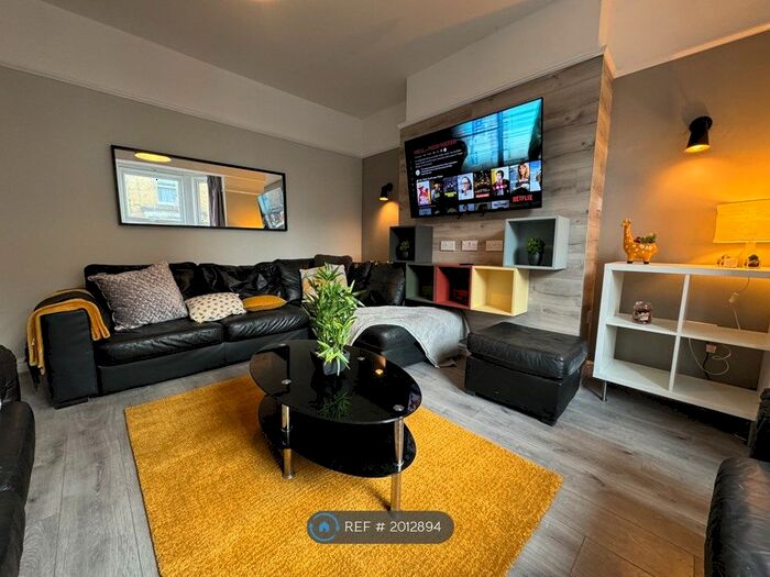 6 Bedroom Terraced House To Rent In Garmoyle Road, Liverpool, L15