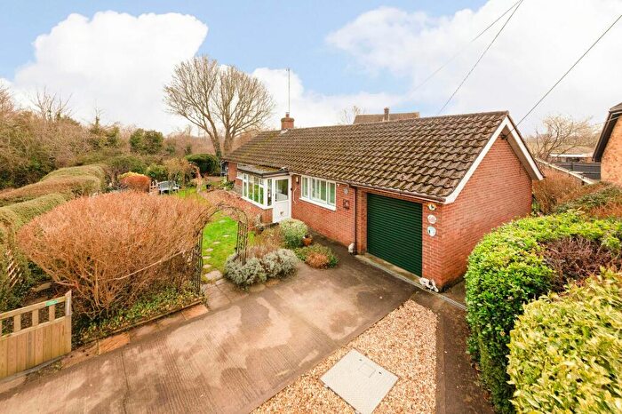 2 Bedroom Property For Sale In Frilsham Street, Sutton Courtenay, OX14