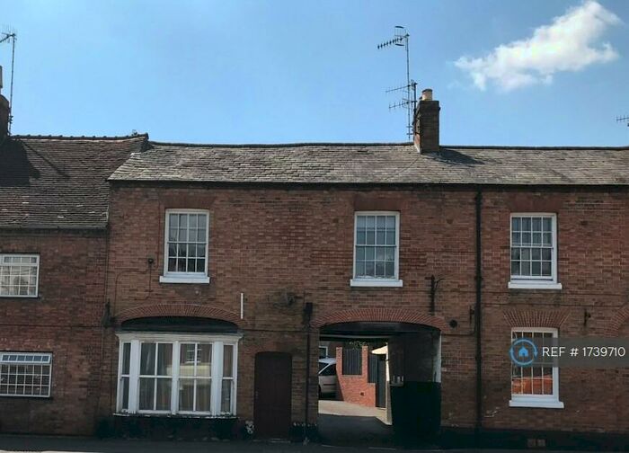 2 Bedroom Flat To Rent In Birmingham Road, Stratford Upon Avon, CV37