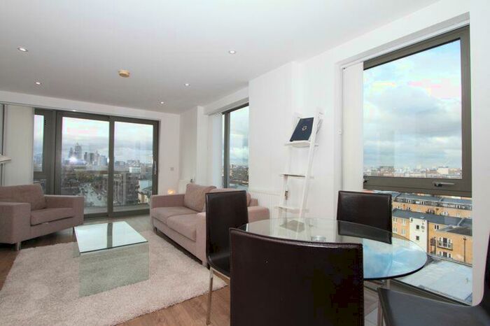 2 Bedroom Apartment To Rent In Bootmakers Court, Ben Jonson Road, London, E1