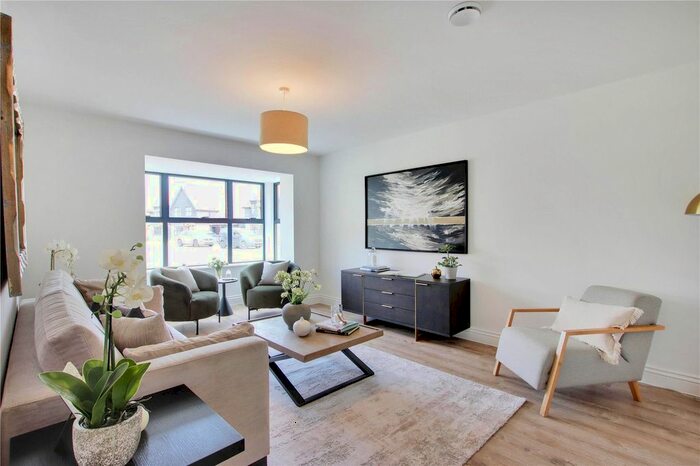 4 Bedroom Detached House For Sale In The Orchards, Willow Lane, Paddock Wood, Kent, TN12