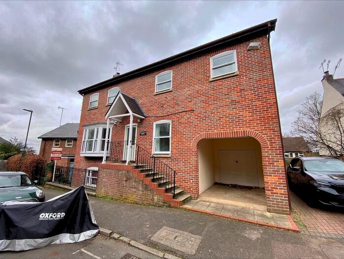 5 Bedroom Detached House To Rent In Brickfields, Harrow-On-The-Hill, Harrow, HA2