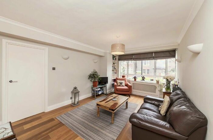 1 Bedroom Flat To Rent In The Avenue, London, W4