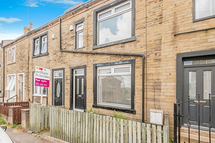 3 Bedroom Terraced House For Sale In Fartown, Pudsey, LS28