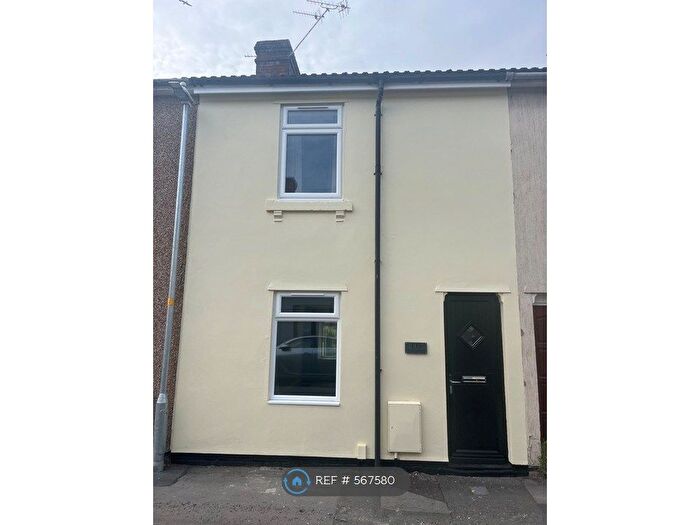 2 Bedroom Terraced House To Rent In Albion Street, Swindon, SN1