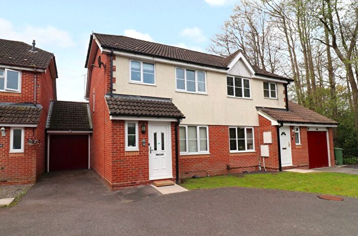 3 Bedroom Terraced House For Sale In Collett Close, Hedge End, SO30