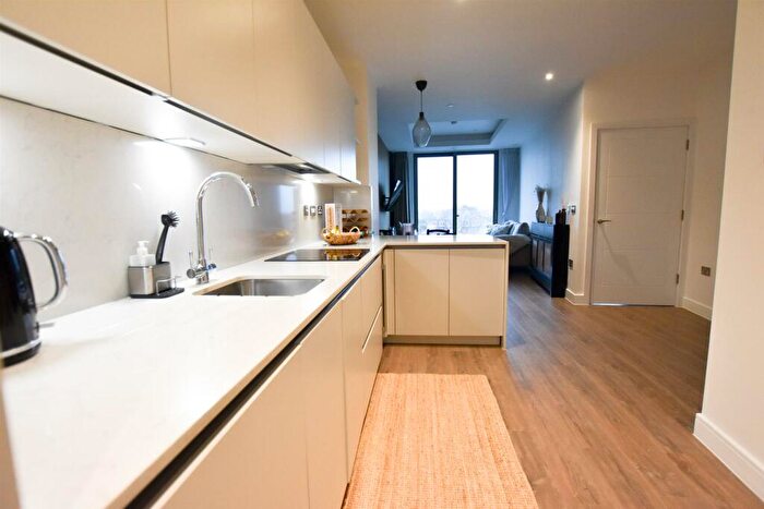 2 Bedroom Apartment To Rent In Pavilion Road, West Bridgford, Nottingham, NG2