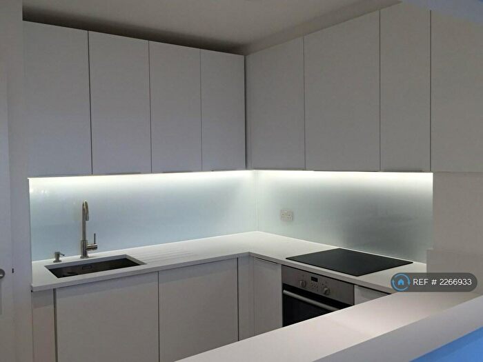 1 Bedroom Flat To Rent In Gilbey House, London, NW1