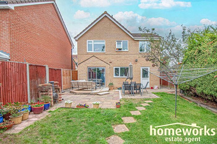 4 Bedroom Detached House For Sale In Primrose Close, Scarning, Dereham, NR19