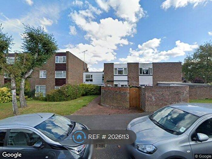 1 Bedroom Flat To Rent In Showfields Road, Tunbridge Wells, TN2
