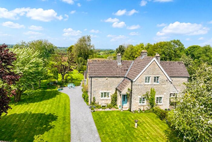 3 Bedroom Semi-Detached House For Sale In Magdalen Lane, Wingfield, BA14