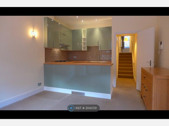 2 Bedroom Flat To Rent In Milton Park, London, N6