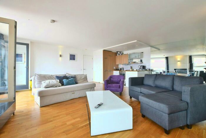 2 Bedroom Apartment To Rent In Skyline Central, Goulden Street, Manchester, M4