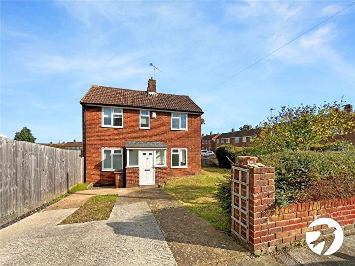 3 Bedroom Semi-Detached House To Rent In Herne Road, Gillingham, Kent, ME8