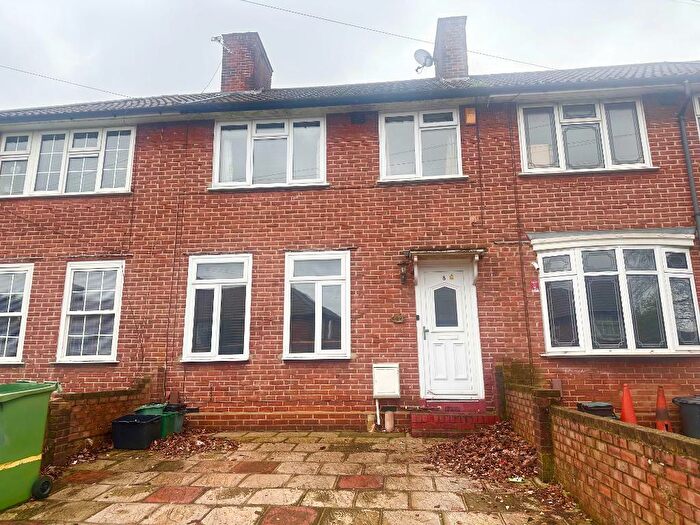 3 Bedroom Terraced House To Rent In Ickleton Road, Mottingham, London, SE9
