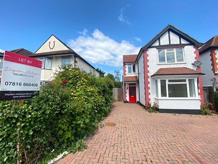 4 Bedroom Detached House To Rent In Beechcroft Gardens, Wembley, HA9
