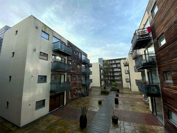 1 Bedroom Apartment To Rent In Advent House, Isaac Way, Manchester City Centre, Manchester, M4