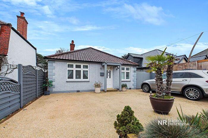 2 Bedroom Detached Bungalow For Sale In Lansdowne Road, West Ewell, Surrey., KT19