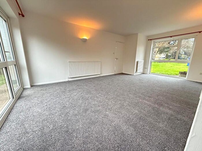 4 Bedroom Detached House For Sale In Elm Way, Hackleton, Northampton, NN7