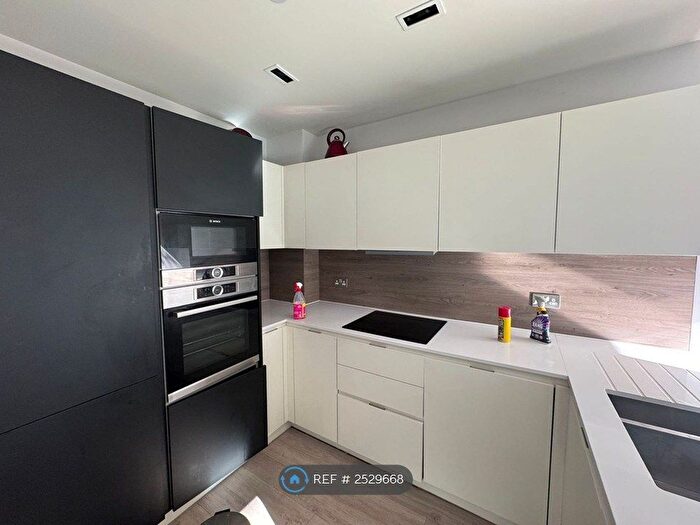 1 Bedroom Flat To Rent In The Parkhouse, London, N4