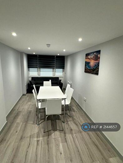 6 Bedroom Terraced House To Rent In Sturrocks, Basildon, SS16