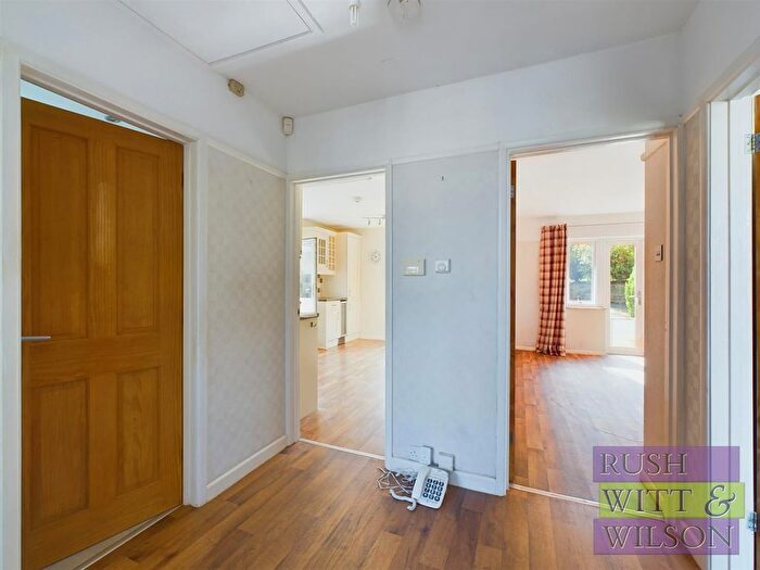 2 Bedroom Detached Bungalow For Sale In Fairlight Road, Hastings, TN35