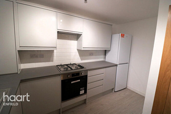 2 Bedroom Flat To Rent In Boyton Road, London, N8