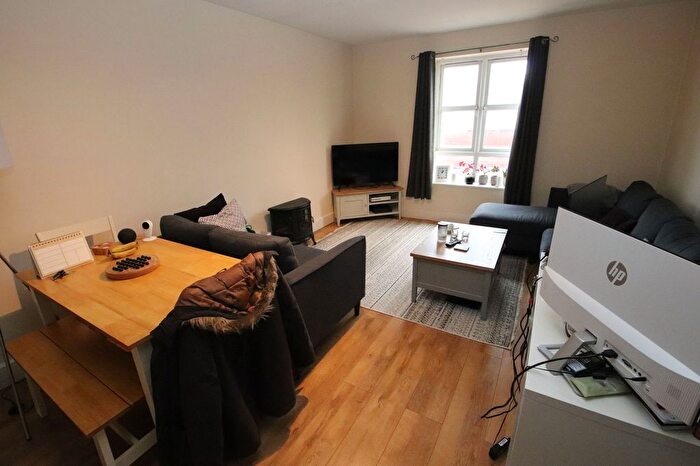 1 Bedroom Flat To Rent In Elizabeth Street, Heywood, OL10
