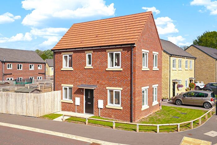 2 Bedroom Detached House For Sale In Rose Avenue, Knaresborough, North Yorkshire, HG5
