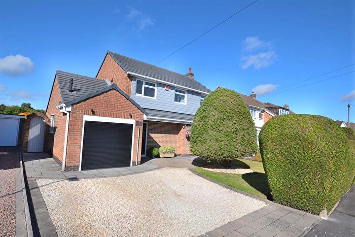 3 Bedroom Detached House For Sale In Sharpley Avenue, Coalville, Leicestershire, LE67