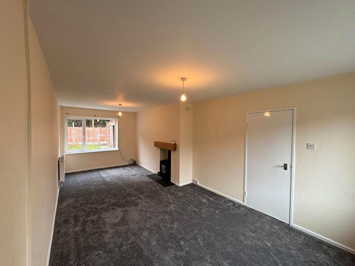 3 Bedroom Terraced House To Rent In Chiltern Avenue, Castleford, WF10