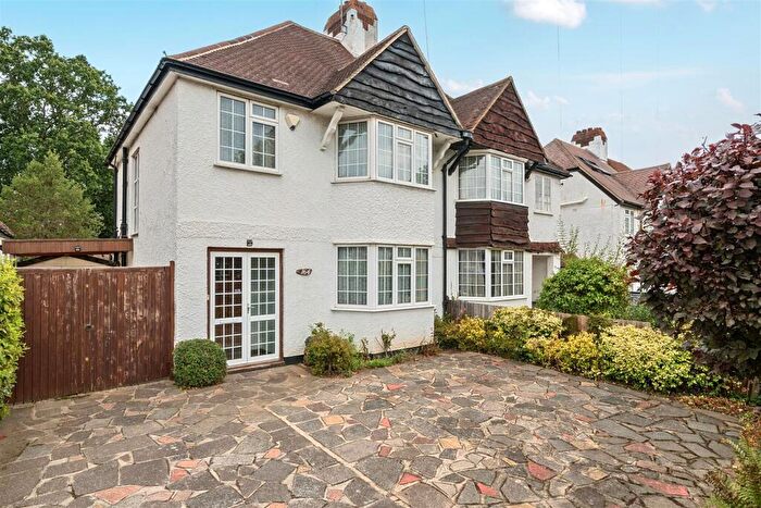 3 Bedroom Semi Detached House For Sale In Petts Wood Road, Petts Wood, BR5