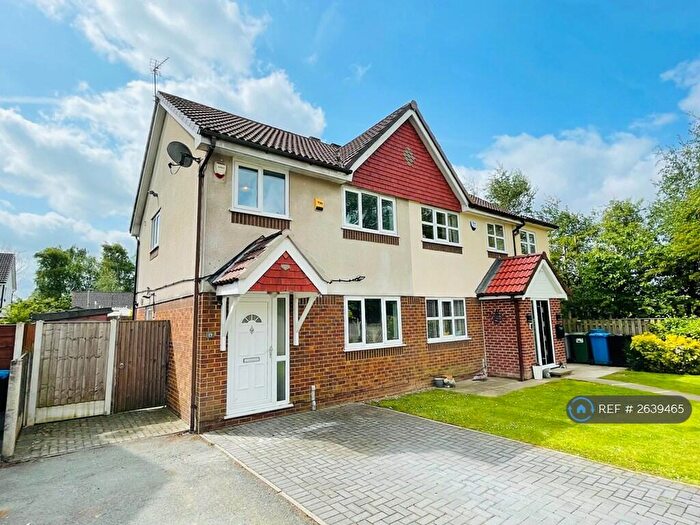 3 Bedroom Semi-Detached House To Rent In Allgreave Close, Sale, M33
