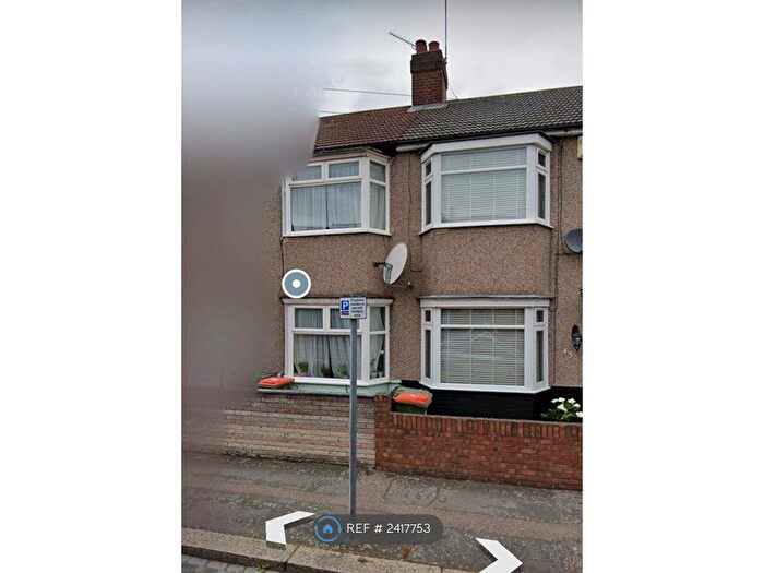 3 Bedroom Terraced House To Rent In Shipman Road, London, E16